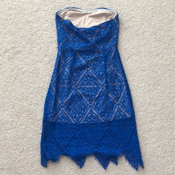 Gorgeous backless forever 21 dress - Picture 3 of 4